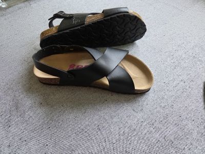 BREEZE Ladies Cross Sandal - Black