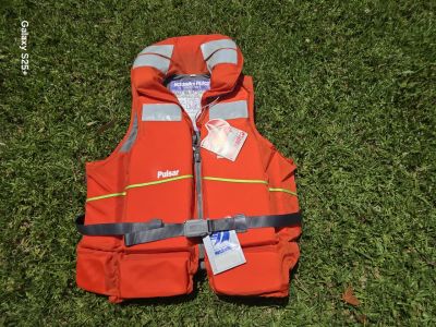 HUTCHWILCO Pulsar L100 Adult Small 35+kgs