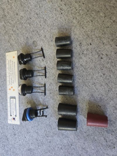 Boat-plugs - various sizes