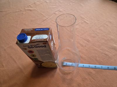 Kerosene Bulge 2 1/2 Glass Lamp Chimney 255 height