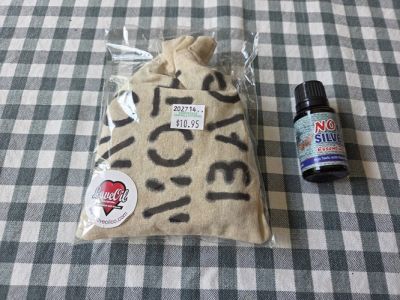 LOVE OIL No Moth and Silverfish Bag and Oil